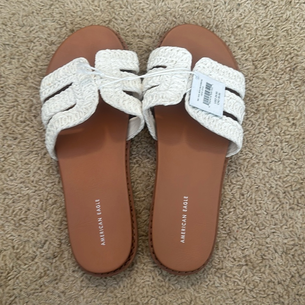 American Eagle, brown and white sandals size US 9